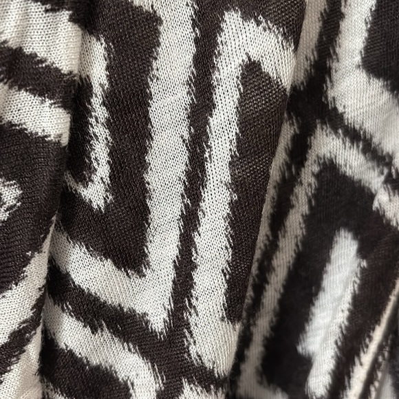 Woman’s Chicos Dolman Lightweight Semi Sheer Open Cardigan, Brown Size 0 Small - Picture 2 of 6